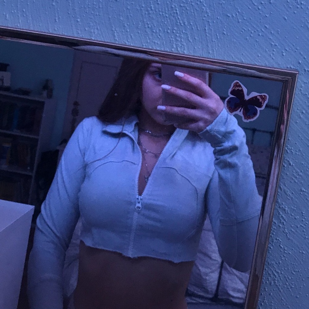 cropped lululemon zip up
